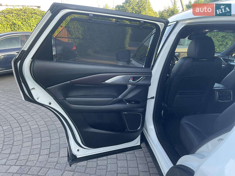 Позашляховик / Кросовер Mazda CX-9 2017 в Яворові