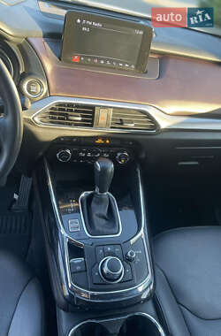 Позашляховик / Кросовер Mazda CX-9 2017 в 