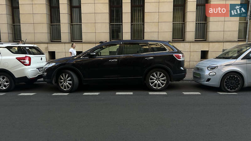 Позашляховик / Кросовер Mazda CX-9 2009 в 