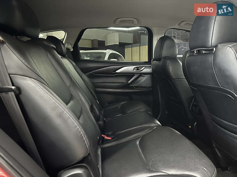 Внедорожник / Кроссовер Mazda CX-9 2016 в Николаеве