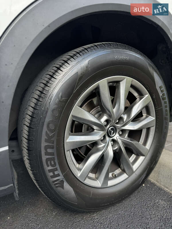 Внедорожник / Кроссовер Mazda CX-9 2018 в Киеве