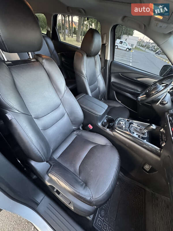 Внедорожник / Кроссовер Mazda CX-9 2016 в Киеве