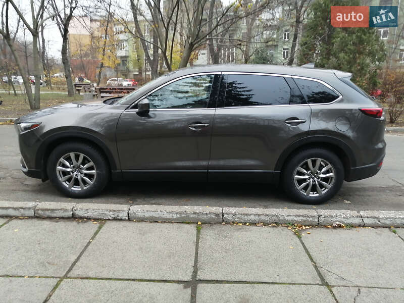 Внедорожник / Кроссовер Mazda CX-9 2017 в Киеве
