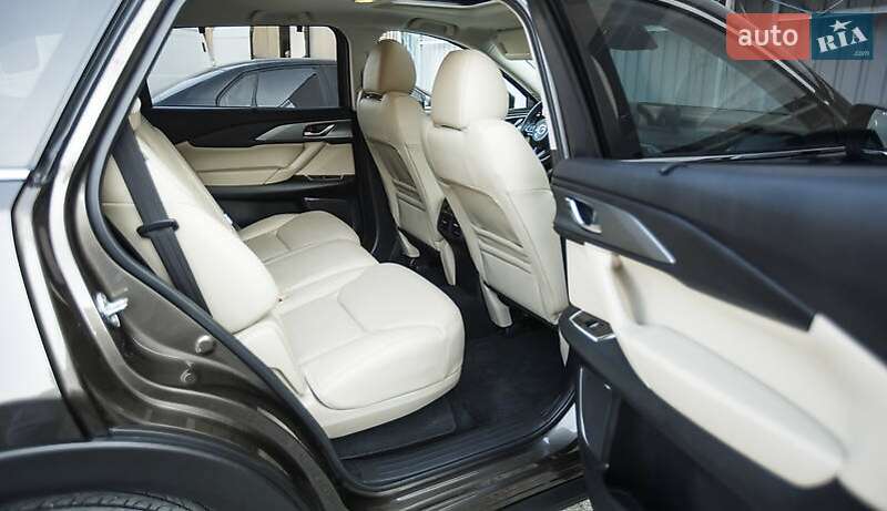 Внедорожник / Кроссовер Mazda CX-9 2017 в Киеве