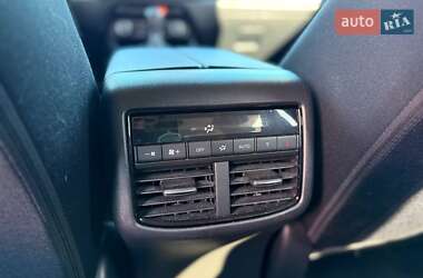 Позашляховик / Кросовер Mazda CX-9 2017 в 