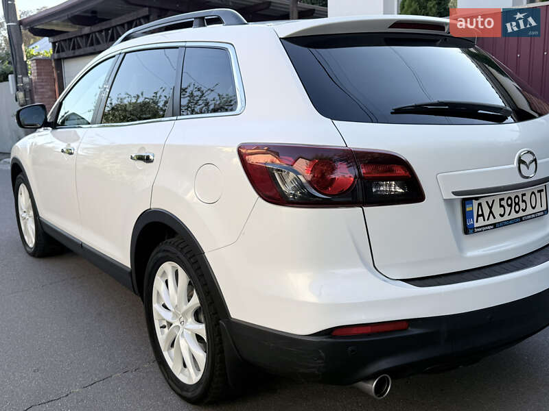 Внедорожник / Кроссовер Mazda CX-9 2013 в Киеве