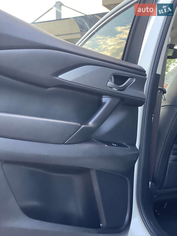 Позашляховик / Кросовер Mazda CX-9 2017 в Житомирі