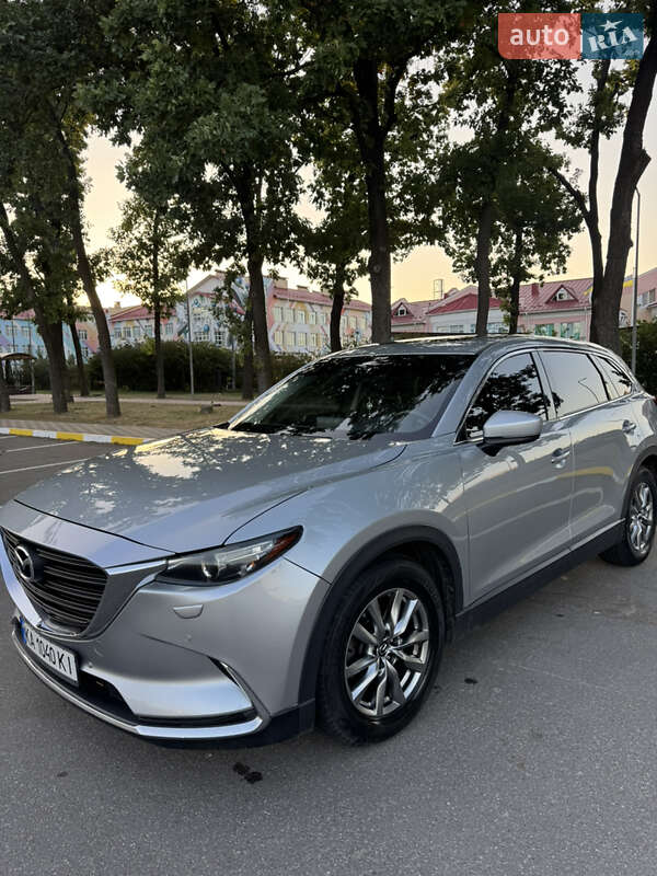 Позашляховик / Кросовер Mazda CX-9 2016 в 