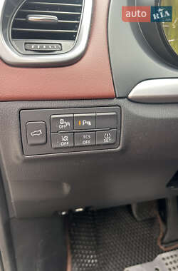 Позашляховик / Кросовер Mazda CX-9 2016 в  фото 10 Позашляховик / Кросовер Mazda CX-9 2016 в