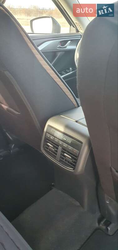 Позашляховик / Кросовер Mazda CX-9 2017 в Дніпрі фото 13 Позашляховик / Кросовер Mazda CX-9 2017 в Дніпрі