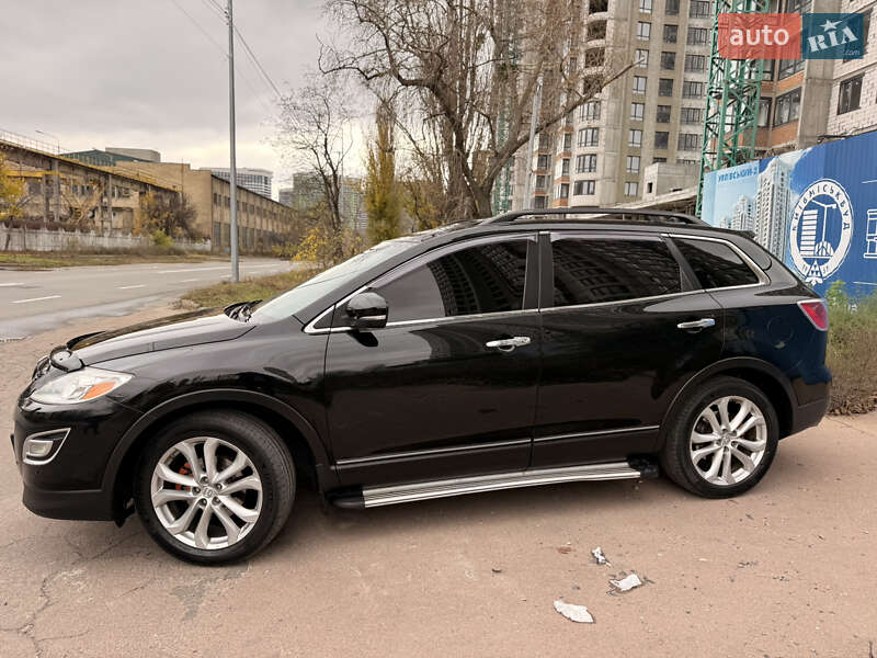 Позашляховик / Кросовер Mazda CX-9 2010 в Києві