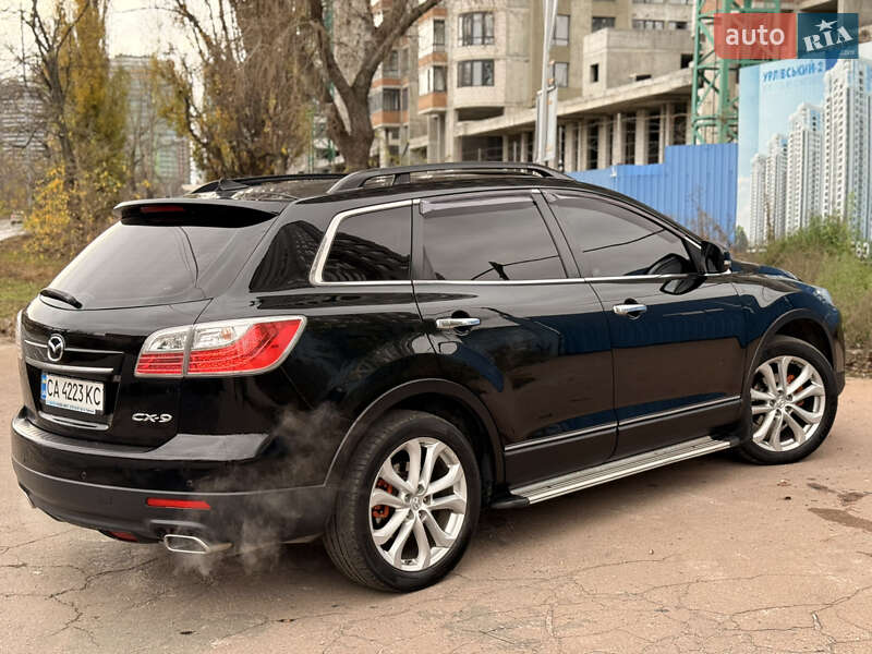Позашляховик / Кросовер Mazda CX-9 2010 в Києві