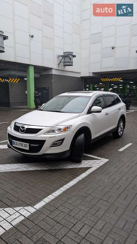 Внедорожник / Кроссовер Mazda CX-9 2010 в Киеве