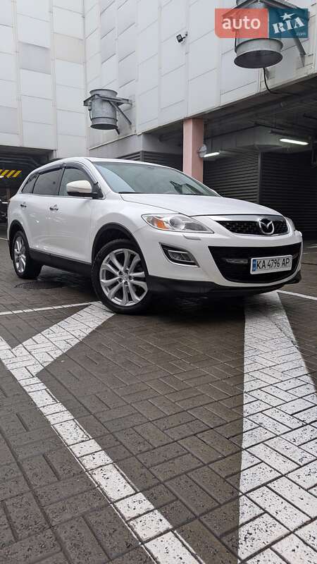 Внедорожник / Кроссовер Mazda CX-9 2010 в Киеве