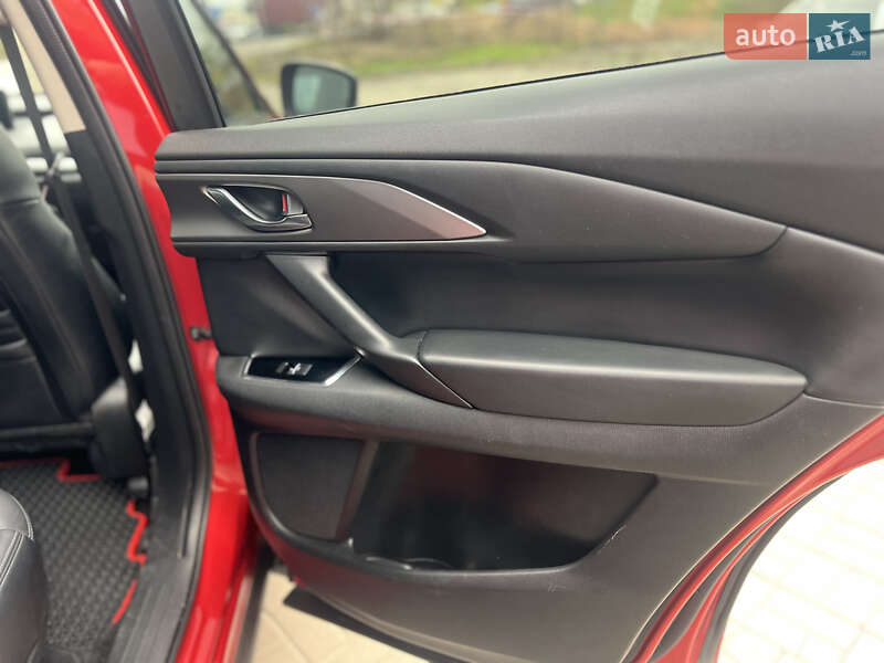 Внедорожник / Кроссовер Mazda CX-9 2018 в Киеве