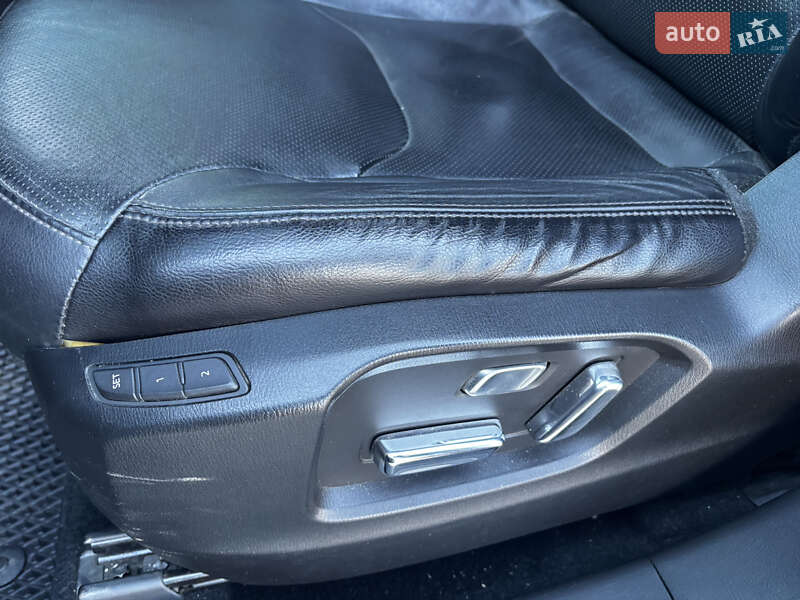 Внедорожник / Кроссовер Mazda CX-9 2016 в Полтаве