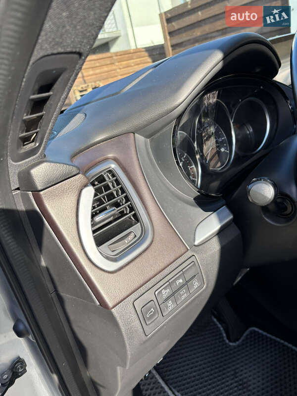 Позашляховик / Кросовер Mazda CX-9 2016 в Києві