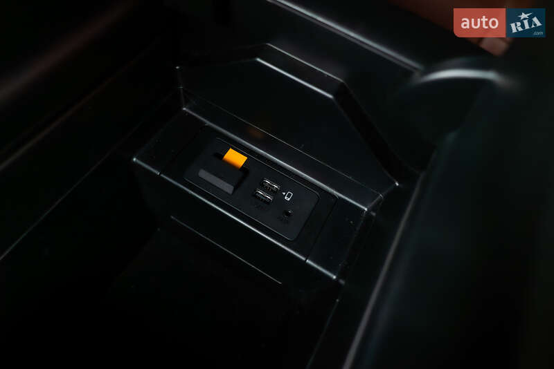 Внедорожник / Кроссовер Mazda CX-9 2019 в Киеве