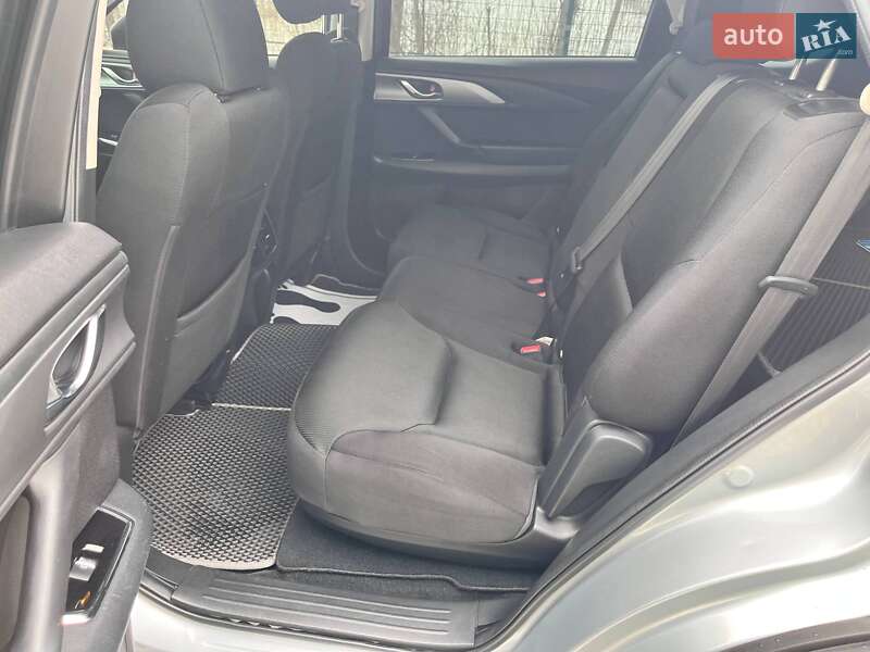 Внедорожник / Кроссовер Mazda CX-9 2017 в Виннице