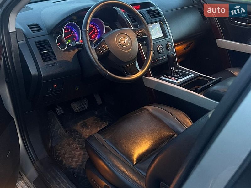 Внедорожник / Кроссовер Mazda CX-9 2009 в Ромнах