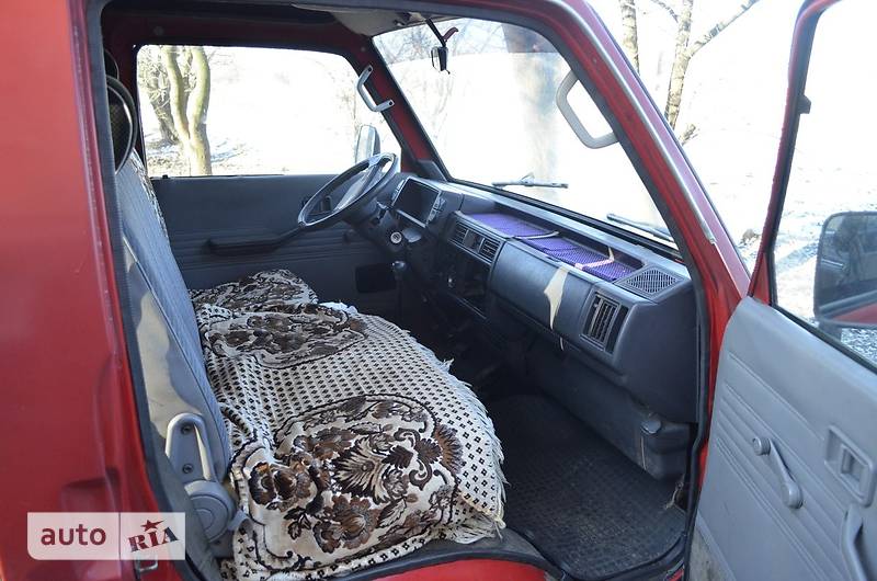 Мінівен Mazda E-series 1995 в Корсунь-Шевченківському фото 2 Мінівен Mazda E-series 1995 в Корсунь-Шевченківському