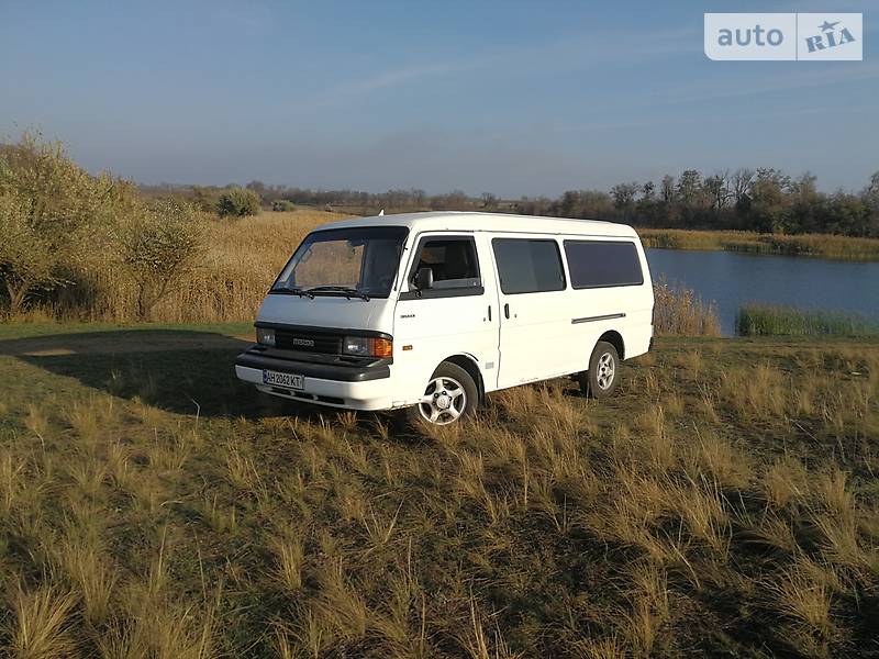 Минивэн Mazda E-series 1994 в Мариуполе