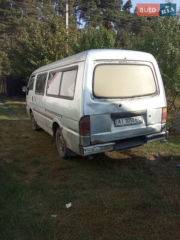 Микроавтобус Mazda E-series 2001 в Дубно фото 4 Микроавтобус Mazda E-series 2001 в Дубно