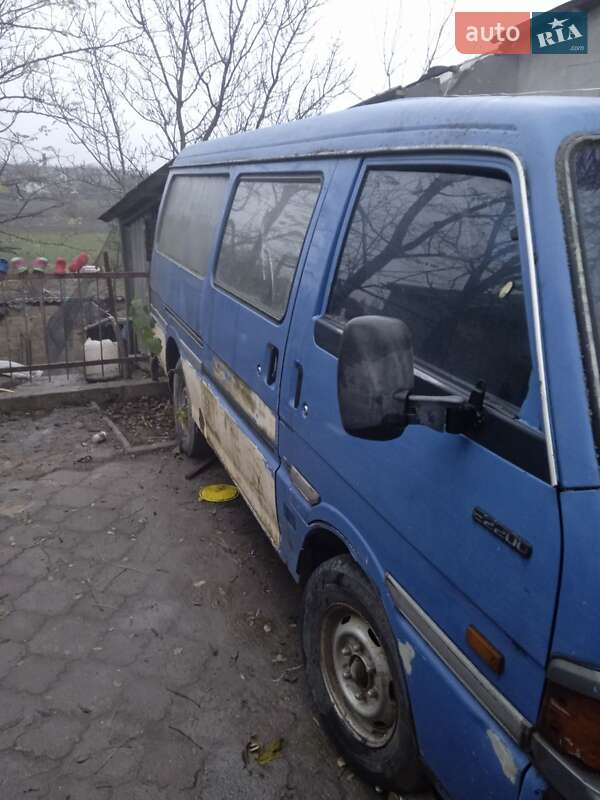 Микровэн Mazda E-series 1994 в Херсоне