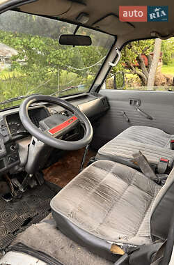 Микроавтобус Mazda E-series 1989 в 