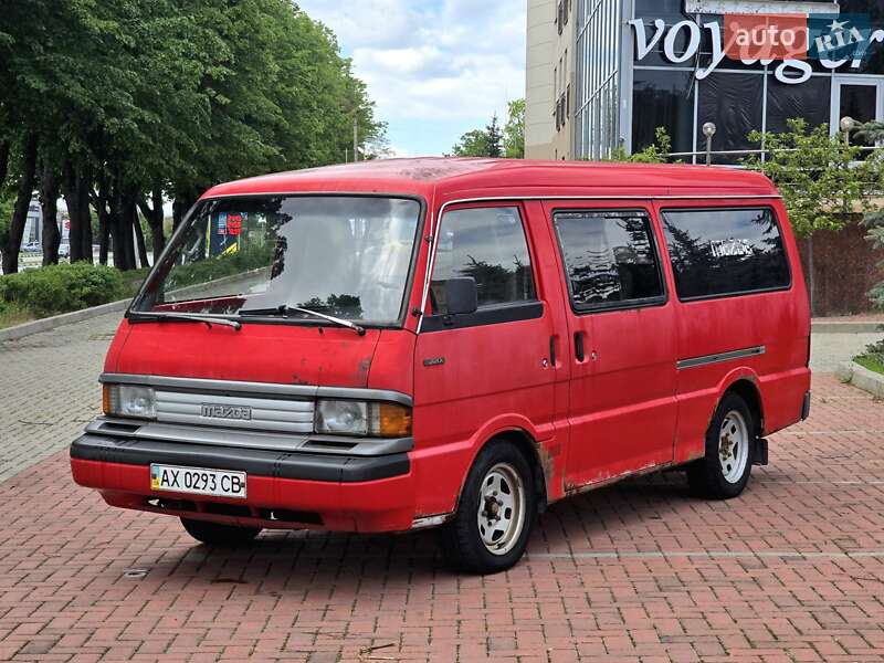 Минивэн Mazda E-series 1996 в 
