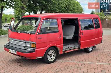 Минивэн Mazda E-series 1996 в 