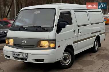 Вантажопасажирський фургон Mazda E-series 2007 в Дніпрі
