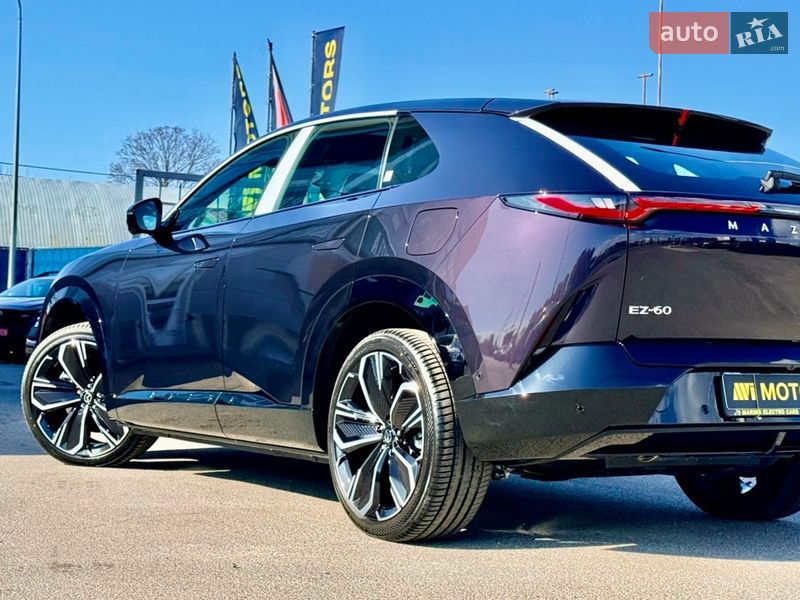 Внедорожник / Кроссовер Mazda EZ-60 2025 в Киеве