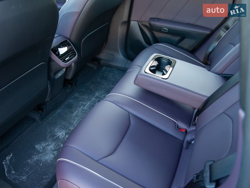 Внедорожник / Кроссовер Mazda EZ-60 2025 в Киеве