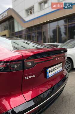 Седан Mazda EZ-6 2025 в 