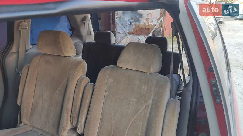 Минивэн Mazda MPV 2000 в Броварах