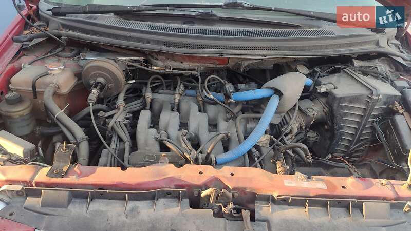 Минивэн Mazda MPV 2000 в Броварах