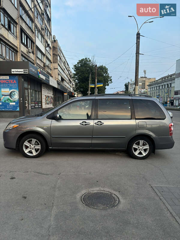 Mazda MPV 2004