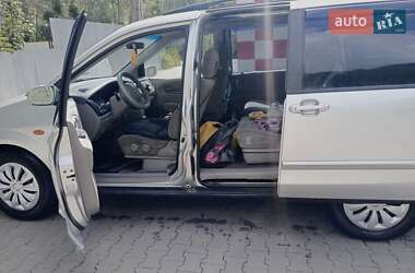 Минивэн Mazda MPV 2002 в 