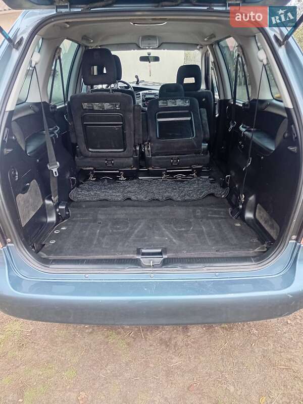 Мінівен Mazda MPV 2004 в Камені-Каширському фото 5 Мінівен Mazda MPV 2004 в Камені-Каширському