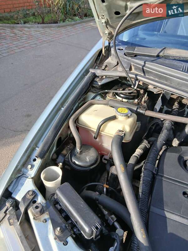 Минивэн Mazda MPV 2003 в Одессе