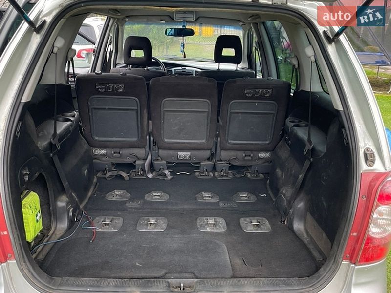 Мінівен Mazda MPV 2003 в Львові