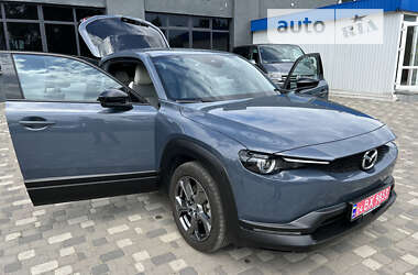 Внедорожник / Кроссовер Mazda MX-30 2020 в 
