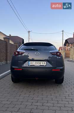 Внедорожник / Кроссовер Mazda MX-30 2020 в Владимире