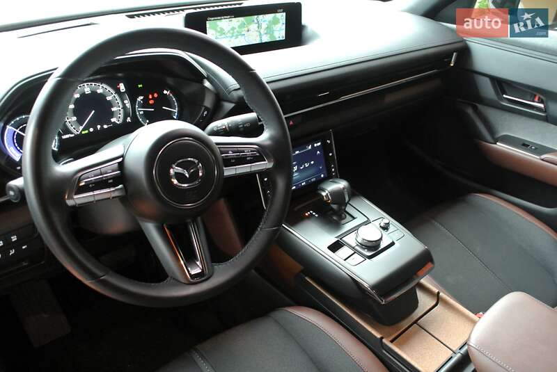 Внедорожник / Кроссовер Mazda MX-30 2020 в Киеве