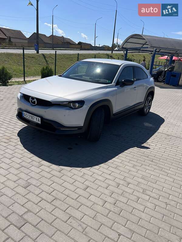 Внедорожник / Кроссовер Mazda MX-30 2021 в Мукачево