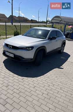 Внедорожник / Кроссовер Mazda MX-30 2021 в 