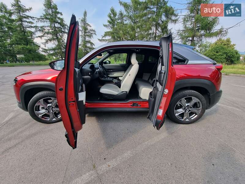 Внедорожник / Кроссовер Mazda MX-30 2020 в Ужгороде фото 7 Внедорожник / Кроссовер Mazda MX-30 2020 в Ужгороде