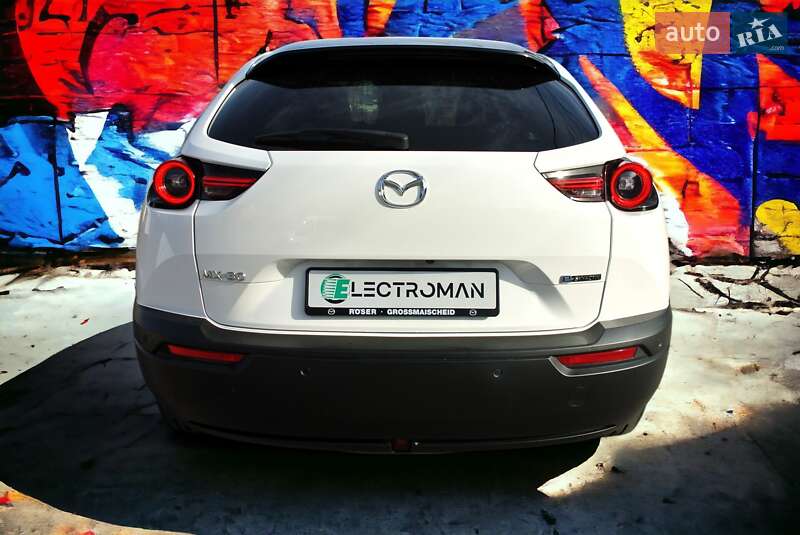 Внедорожник / Кроссовер Mazda MX-30 2020 в Киеве