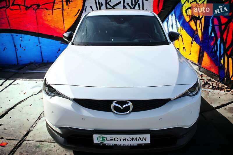 Внедорожник / Кроссовер Mazda MX-30 2020 в Киеве